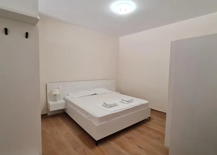 Family Vacation New House Appartamento Durrës